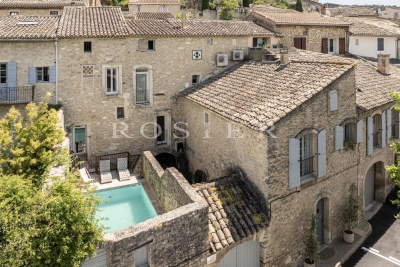 House for sale in real estate LAGNES   - 455 m&sup2; 