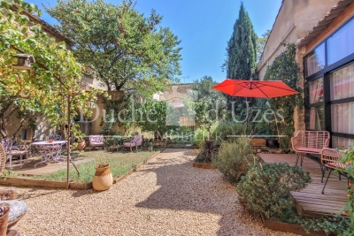 Maison à vendre belle vue piscine gard 