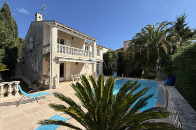 Maison à vendre à ST-RAPHAËL  - 4 pièces - 136 m² 