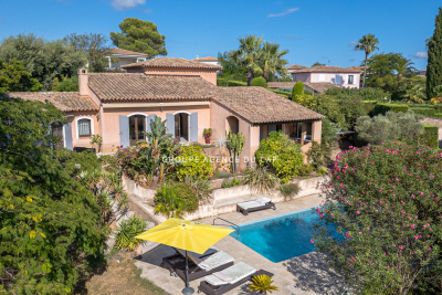 Maison à vendre à ST-RAPHAËL Peyron-Saint Sebastien - 5 pièces - 132 m² 