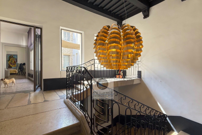 Appartement à vendre à VALENCE  - 9 pièces - 358 m² 