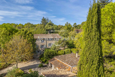 Maison &agrave; vendre &agrave; FAYENCE  - 8 pi&egrave;ces - 330 m&sup2; 
