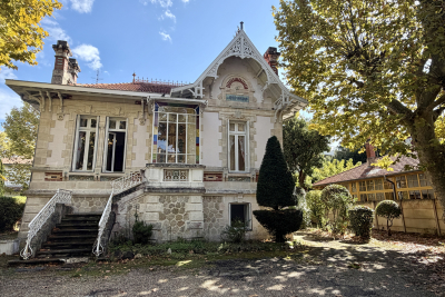Maison à vendre à ARCACHON  - 7 pièces - 230 m² 