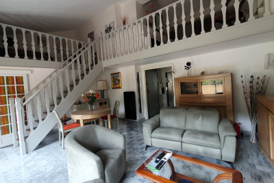 Appartement à vendre à MENTON Port Vauban - 4 pièces - 105 m² 