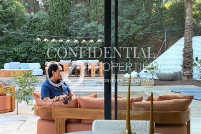 Maison à vendre à CASSIS  - 9 pièces - 217 m² 