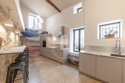 Maison à vendre à VILLENEUVE-LÈS-AVIGNON  - 3 pièces - 146 m² 