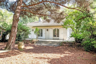 House for sale in PIRAILLAN  - 6 rooms - 150 m² 