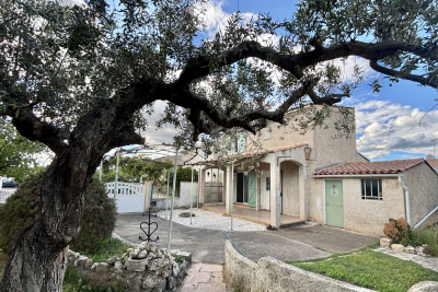 Maison à vendre à ST-MARTIN-DE-CRAU  - 3 pièces - 85 m² 