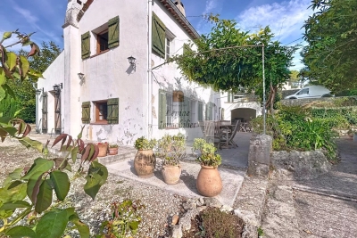 Maison à vendre à GRASSE  - 5 pièces - 202 m² 