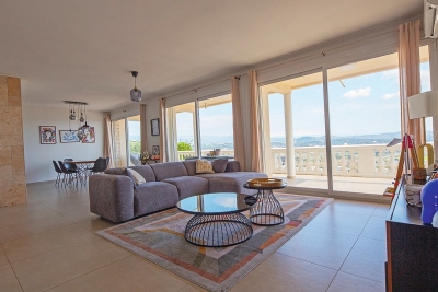 House for sale in MANDELIEU-LA-NAPOULE  - 7 rooms - 210 m² 