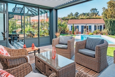 House for sale in ARCACHON  - 6 rooms - 233 m² 