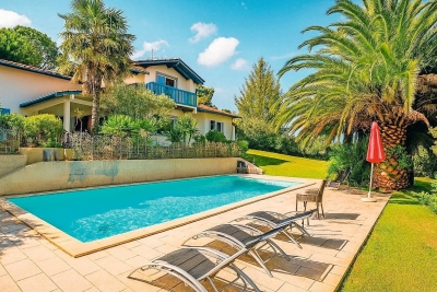 House for sale in BIDART  - 6 rooms - 200 m² 