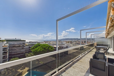 Appartement à vendre à JUAN-LES-PINS  - 3 pièces - 83 m² 