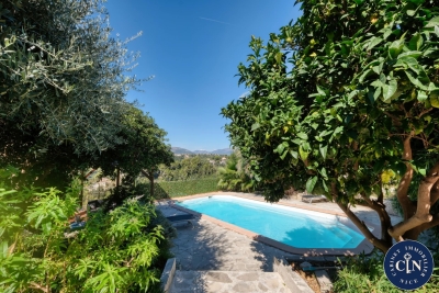 Maison à vendre à NICE  - 5 pièces - 156 m² 