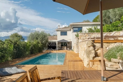 House for sale in MOUGINS  - 7 rooms - 283 m² 