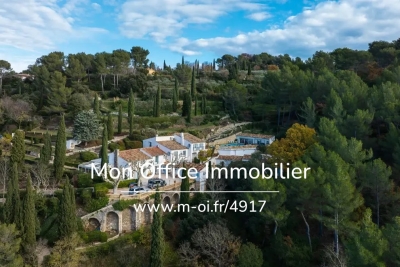Maison à vendre à AIX-EN-PROVENCE Les Friches-Cadenat - 12 pièces - 630 m² 