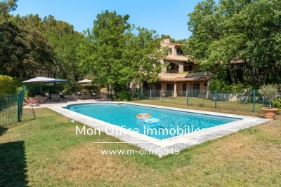 Maison à vendre à AIX-EN-PROVENCE Les Friches-Cadenat - 10 pièces - 375 m² 