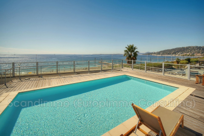 Apartment for sale in JUAN-LES-PINS  - 3 rooms - 71 m&sup2; 