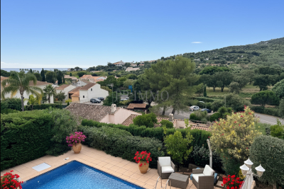 Maison à vendre vue mer ou bord de mer 