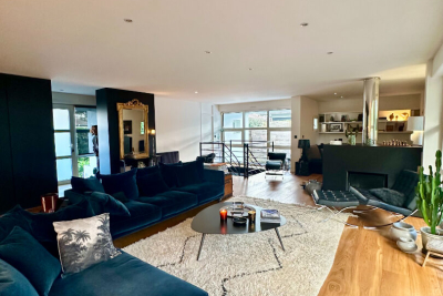 Maison à vendre à BORDEAUX Lestonat-Monsejour - 6 pièces - 200 m² 