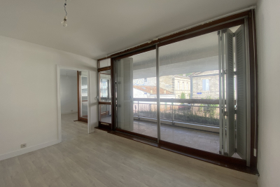 Appartement à vendre à BORDEAUX Bordes - 2 pièces - 38 m² 