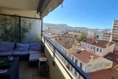 Appartement à louer à MARSEILLE 5EME Le Planet-Bonjour-Collet Rouge - 3 pièces - 60 m² 
