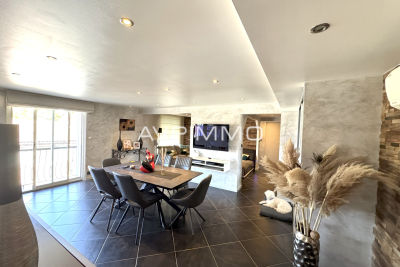 Appartement à vendre à ST-CYR-SUR-MER Ecarts - 5 pièces - 149 m² 