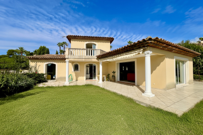 Maison à vendre à ANTIBES Peillon - 5 pièces - 170 m² 