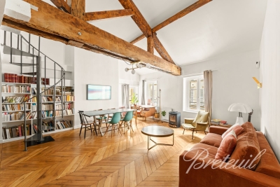 Appartement à vendre à PARIS 7EME Seine et Berges 1 - 5 pièces - 148 m² 
