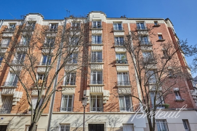 Appartement à vendre à PARIS 11EME Chaillot 4 - 1 pièces - 28 m² 