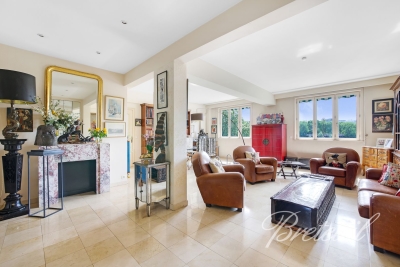 Appartement à vendre à PARIS 16EME Rochechouart 2 - 4 pièces - 118 m² 