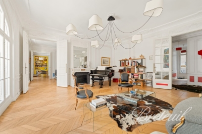 Appartement à vendre à PARIS 8EME Charonne 7 - 6 pièces - 190 m² 