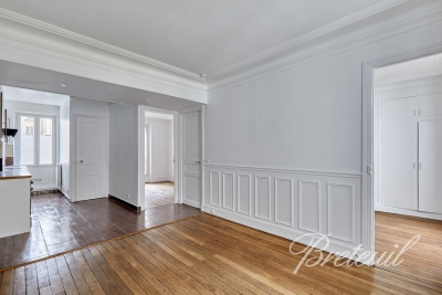 Appartement à vendre à PARIS 18EME Picpus 5 - 3 pièces - 47 m² 