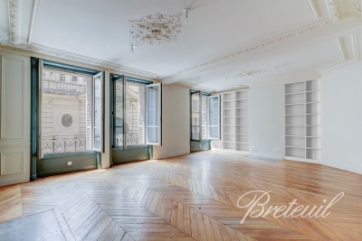 Appartement à vendre à PARIS 6EME Javel 4 - 5 pièces - 108 m² 