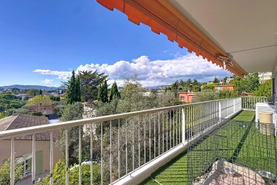 Apartment for sale in CANNES  - 3 rooms - 70 m&sup2; 