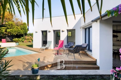 Maison à vendre à ANGLET  - 6 pièces - 180 m² 
