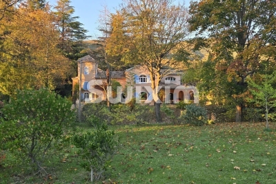 Maison &agrave; vendre &agrave; DIEULEFIT  - 12 pi&egrave;ces - 305 m&sup2; 