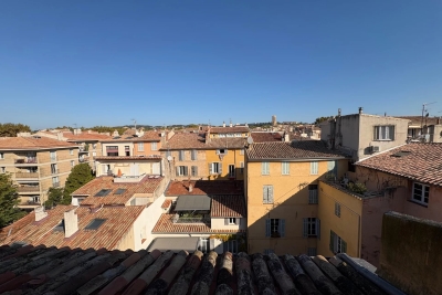 Appartement &agrave; louer &agrave; AIX-EN-PROVENCE Fenouilleres - 2 pi&egrave;ces - 32 m&sup2; 