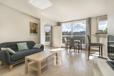 Apartment for sale in NEUILLY SUR SEINE Pasteur - 2 rooms - 47 m² 