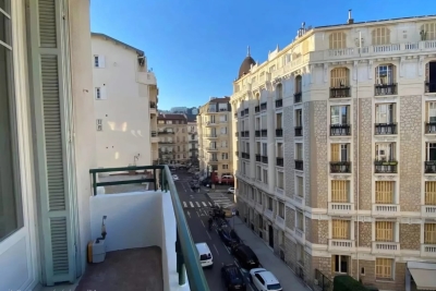 Appartement à vendre à NICE  - 3 pièces - 49 m² 