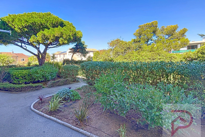 Appartement à vendre à SIX-FOURS-LES-PLAGES Les Lones - 3 pièces - 71 m² 