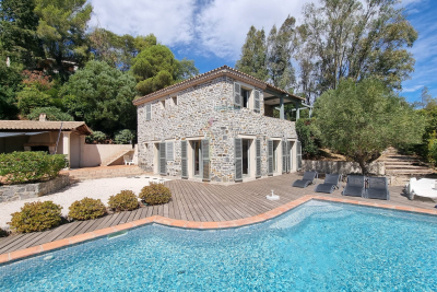 Maison à vendre à LES ISSAMBRES  - 5 pièces - 112 m² 