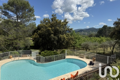 Maison à vendre à VAISON-LA-ROMAINE  - 8 pièces - 201 m² 
