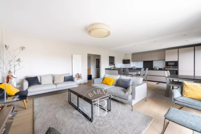 Appartement &agrave; vendre ascenseur centre ville 