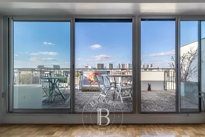 Apartment for sale in PARIS 15EME Necker 16 - 2 rooms - 72 m² 