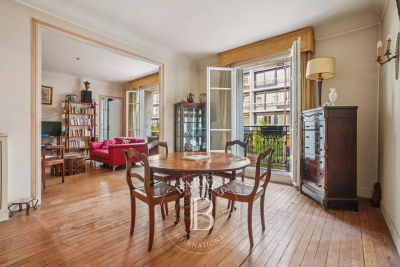 Appartement à vendre à PARIS 16EME Saint-Vincent de Paul 5 - 3 pièces - 93 m² 