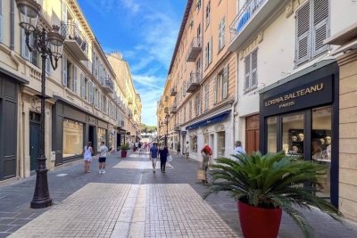 Appartement à vendre à NICE Eglise Russe - 4 pièces - 150 m² 