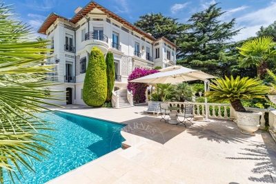 Maison à vendre à CANNES La Californie - 12 pièces - 750 m² 