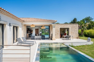 Maison &agrave; vendre &agrave; UZÈS  - 6 pi&egrave;ces - 182 m&sup2; 