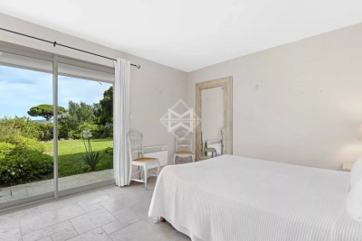 Villa à Grimaud &agrave; louer à partir de 14 000 € / semaine, Photo 13